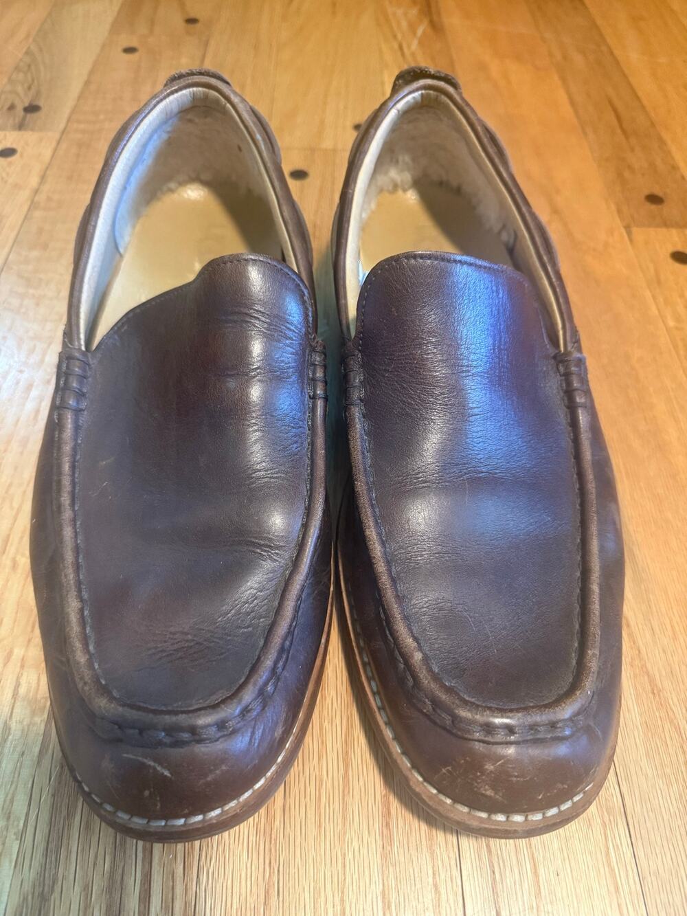 UGG Ballard Men 11 Brown Leather Loafers Moc Toe Slip On F8012E